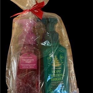 White Barn Red and Green Hand Soap Duo